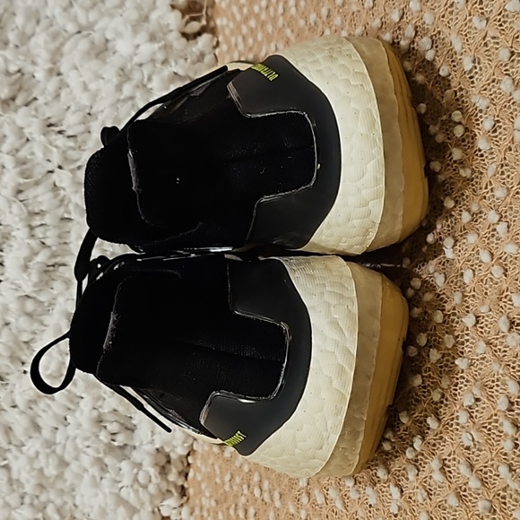 Adidas Ultraboost Sneakers - Picture 5 of 16